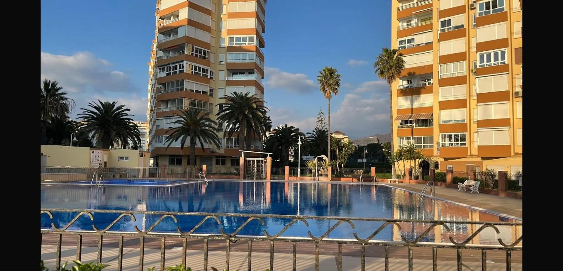 Estudio Fran Centro Internacional Algarrobo Costa